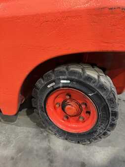 Nestekaasutrukki 2012  Linde H20T-01  2695 heures (13)