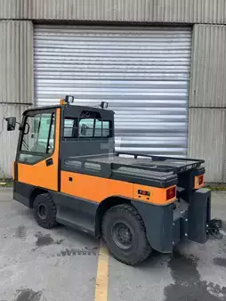 Terminaltraktor 2013  Still R07-25 (4)