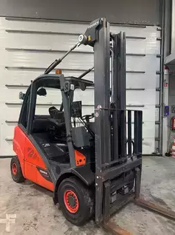 Gas gaffeltruck 2014  Linde H25T-02/600 triplex 6450mm (1)