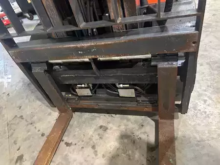 Gas gaffeltruck 2014  Linde H25T-02/600 triplex 6450mm (5)