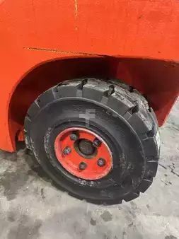 Diesel Forklifts 2018  Linde H25D-02 2018 5956 heures (14)