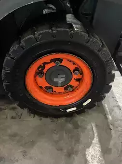 Carretilla elevadora GLP 2018  Linde H16T-01 triplex 1561 heures 4 lignes hyd. (15)