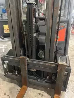 Carretilla elevadora GLP 2018  Linde H16T-01 triplex 1561 heures 4 lignes hyd. (6)