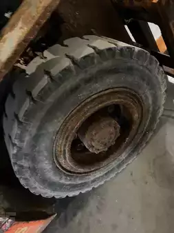 Gas gaffeltruck 2015  Toyota 02-8FGF25 rouillé  6034 heures (12)