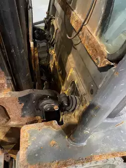 Gas gaffeltruck 2015  Toyota 02-8FGF25 rouillé  6034 heures (6)