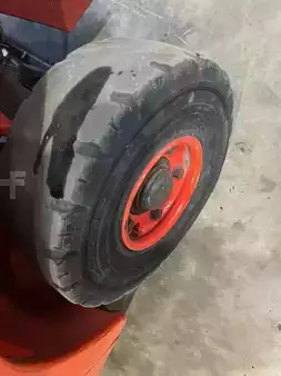 LPG Forklifts 2016  Linde H20T-01 (13)