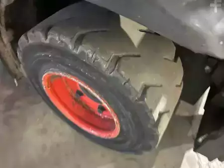 LPG Forklifts 2016  Linde H20T-01 (16)