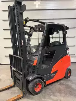 LPG Forklifts 2016  Linde H20T-01 (2)