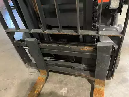 LPG Forklifts 2016  Linde H20T-01 (5)