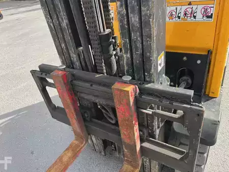 Nestekaasutrukki 2008  Hyster H1.8FT (5)