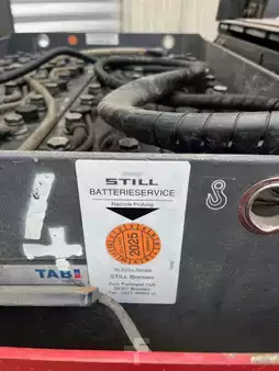 Tracteurs à bagages 2011  Linde P250 (10)