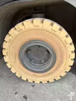 Tracteurs à bagages 2011  Linde P250 (5)