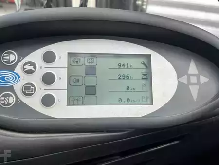 Chariots électriques à 4 roues 2018  Still RX20-16P tête rotative (8)