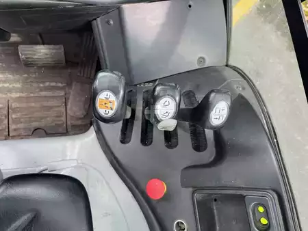 Eléctrica de 4 ruedas 2016  Still RX60-25 (9)