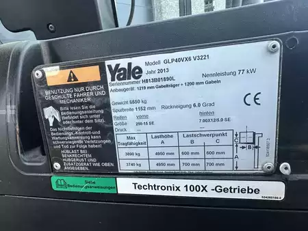 Treibgasstapler 2013  Yale GLP40VX6 (7)