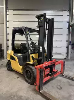 LPG heftrucks 2010  CAT Lift Trucks GP30N (2)