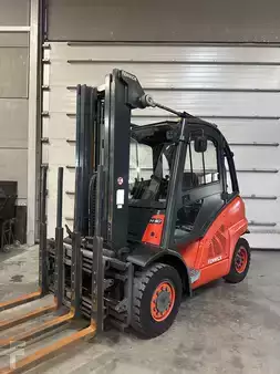 Wózki gazowe 2010  Linde H40T-01 triplex 5300mm (8)