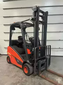 Gas truck 2018  Linde H20T-01 (1)
