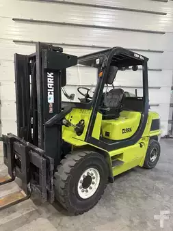 LPG Forklifts 2008  Clark CMP50SL (1)