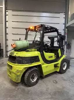 LPG Forklifts 2008  Clark CMP50SL (3)