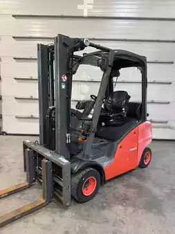 Wózki gazowe 2015  Linde H20T-02 triplex TDL/positionneur (1)