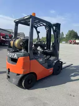 Wózki gazowe 2022  Toyota 02-8FGF18 triplex 2022 (3)