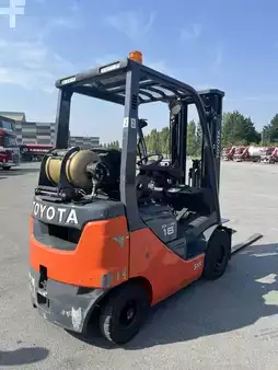 Wózki gazowe 2022  Toyota 02-8FGF18triplex 2022 (3)