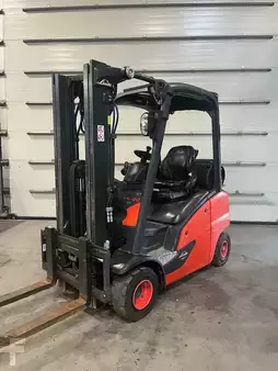 Gas truck 2019  Linde H20T-01 2467 heures 4 lignes (1)