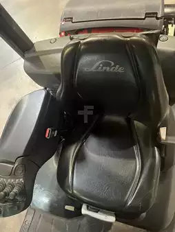 Gas truck 2019  Linde H20T-01 2467 heures 4 lignes (12)