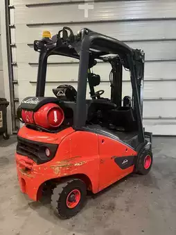 Gas truck 2019  Linde H20T-01 2467 heures 4 lignes (4)