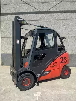 Nestekaasutrukki 2019  Linde H25T-02 triplex 4 lignes (2)
