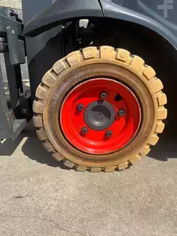 LPG heftrucks 2020  Linde H16T-01 triplex 3855 heures (10)