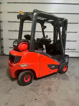 Empilhador a gás 2018  Linde H20T-01 triplex 4 lignes (3)