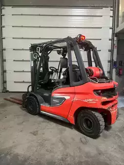 Nestekaasutrukki 2020  Linde H25T-01. triplex TDL/positionneur (4)