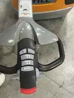 Stacker pedestre 2019  Still EXV12I (5)