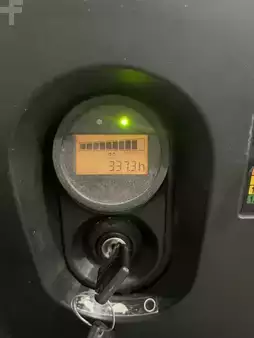 Stacker pedestre 2019  Still EXV12I (7)