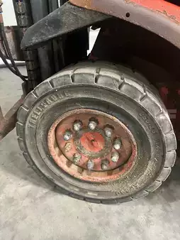 Gázüzemű targonca 1999  Linde H35T (10)