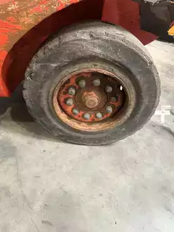Gázüzemű targonca 1999  Linde H35T (11)