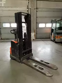 Pinontavaunu 2020  Toyota SWE120 triplex 3700mm 2020 (3)