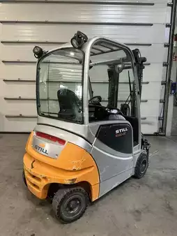 Electric - 4 wheels 2014  Still RX20-20P TDL/positionneur (4)