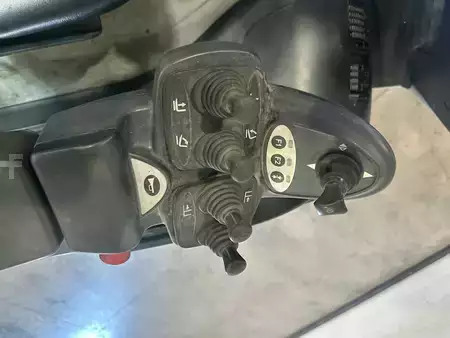 Elektro tříkolové VZV 2017  Still RX20-16 triplex 2522 heures (19)