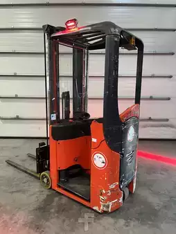 Stoccatori uomo a piedi 2013  Linde E10 triplex TDL/positionneur (12)