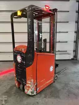 Stoccatori uomo a piedi 2013  Linde E10 triplex TDL/positionneur (3)