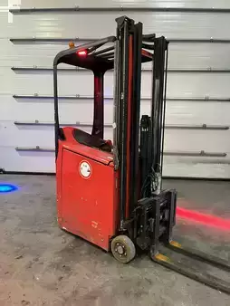 Stoccatori uomo a piedi 2013  Linde E10 triplex  TDL/positionneur. (1)