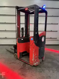 Stoccatori uomo a piedi 2013  Linde E10 triplex  TDL/positionneur. (4)