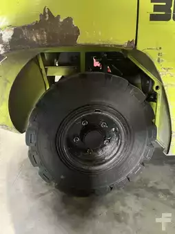 Wózki gazowe 2019  Clark S30L triplex 4800mm (13)