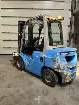 Carrelli elevatori diesel 2021  Cesab M325D diésel triplex 4080 heures (4)