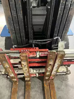 Carrelli elevatori diesel 2021  Cesab M325D diésel triplex 4080 heures (5)