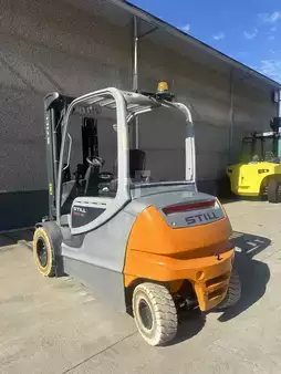 Carrelli elettrici 4 ruote 2017  Still RX60-40 triplex 4 lignes (4)