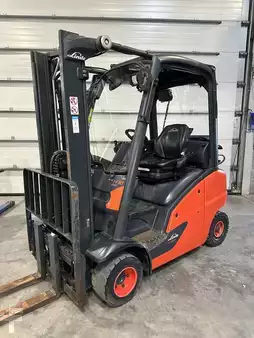 Wózki gazowe 2019  Linde H18T-01 3488 heures (1)